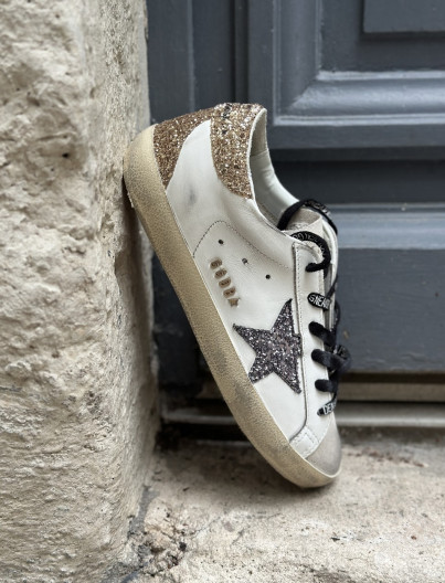 スニーカー Golden  Superstar Leather Upper Sneakers GOLDEN GOOSE Superstar distressed leather and suede sneakers