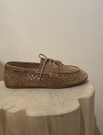Moc Karmel - Camel