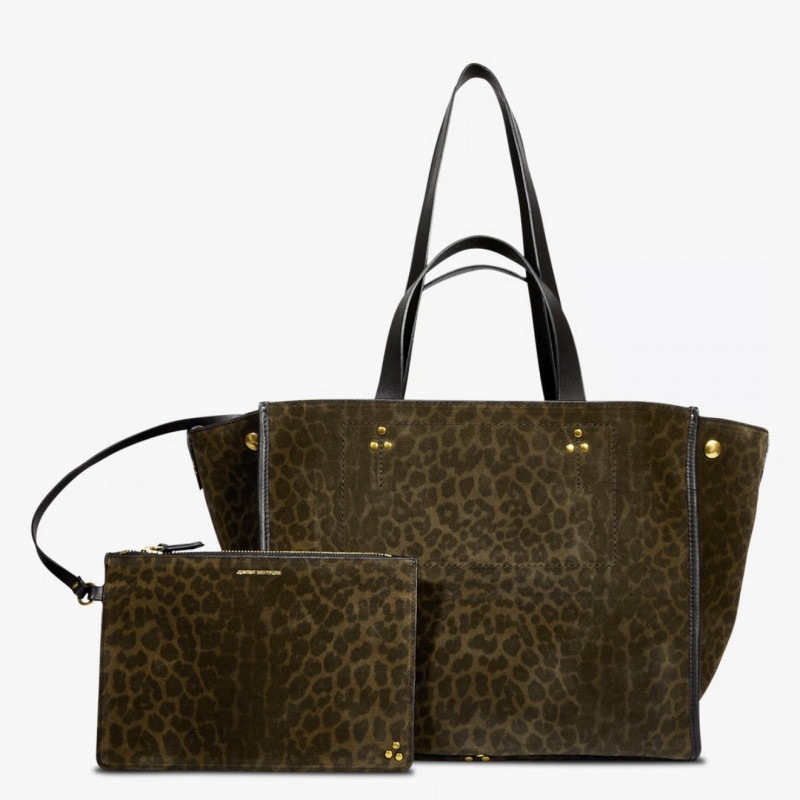 SAC LEON M