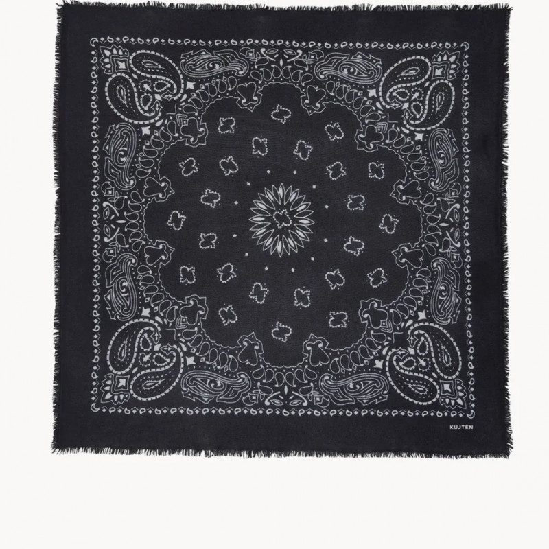 Bandana Hachiko