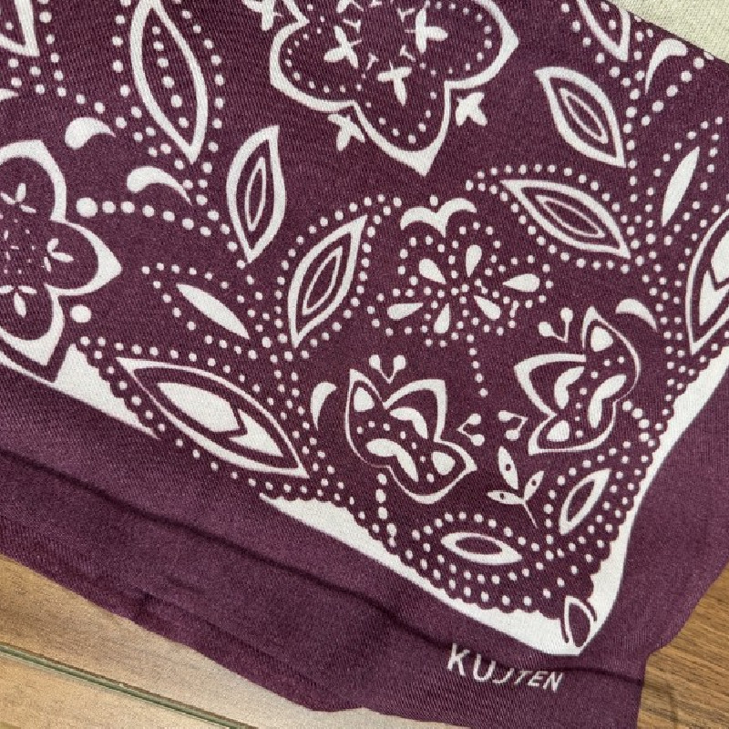 Bandana Helia