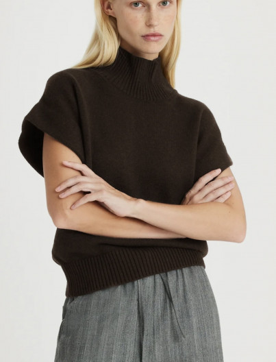 Pull Annika