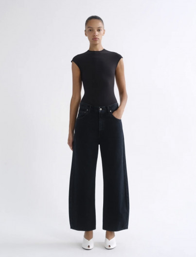 Jean Low Curve Crop - CRUSHED